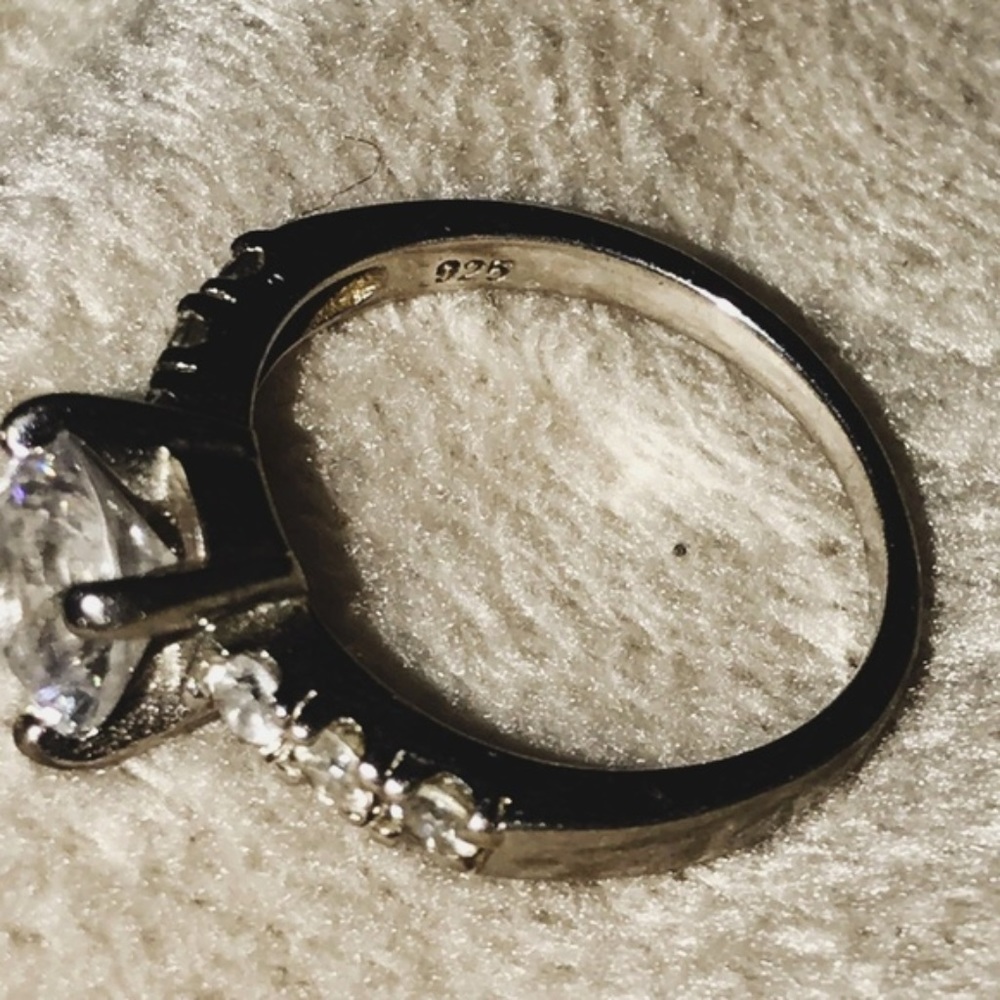 925 Sterling Silver Ring - image 2